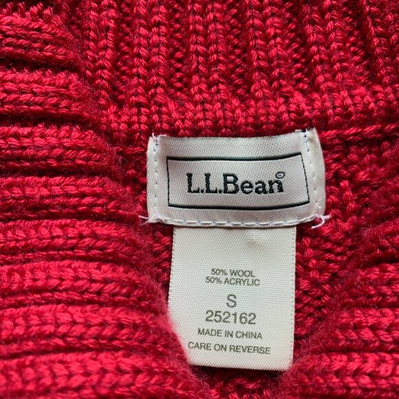 L.L. Bean Red Wool Blend Cable Knit Toggle Cardigan Sweater Women’s Small - Picture 3 of 9